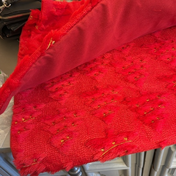 Set of 2 Festive Red and Gold Christmas Tree Pillow Covers 20”x20” - Picture 3 of 3